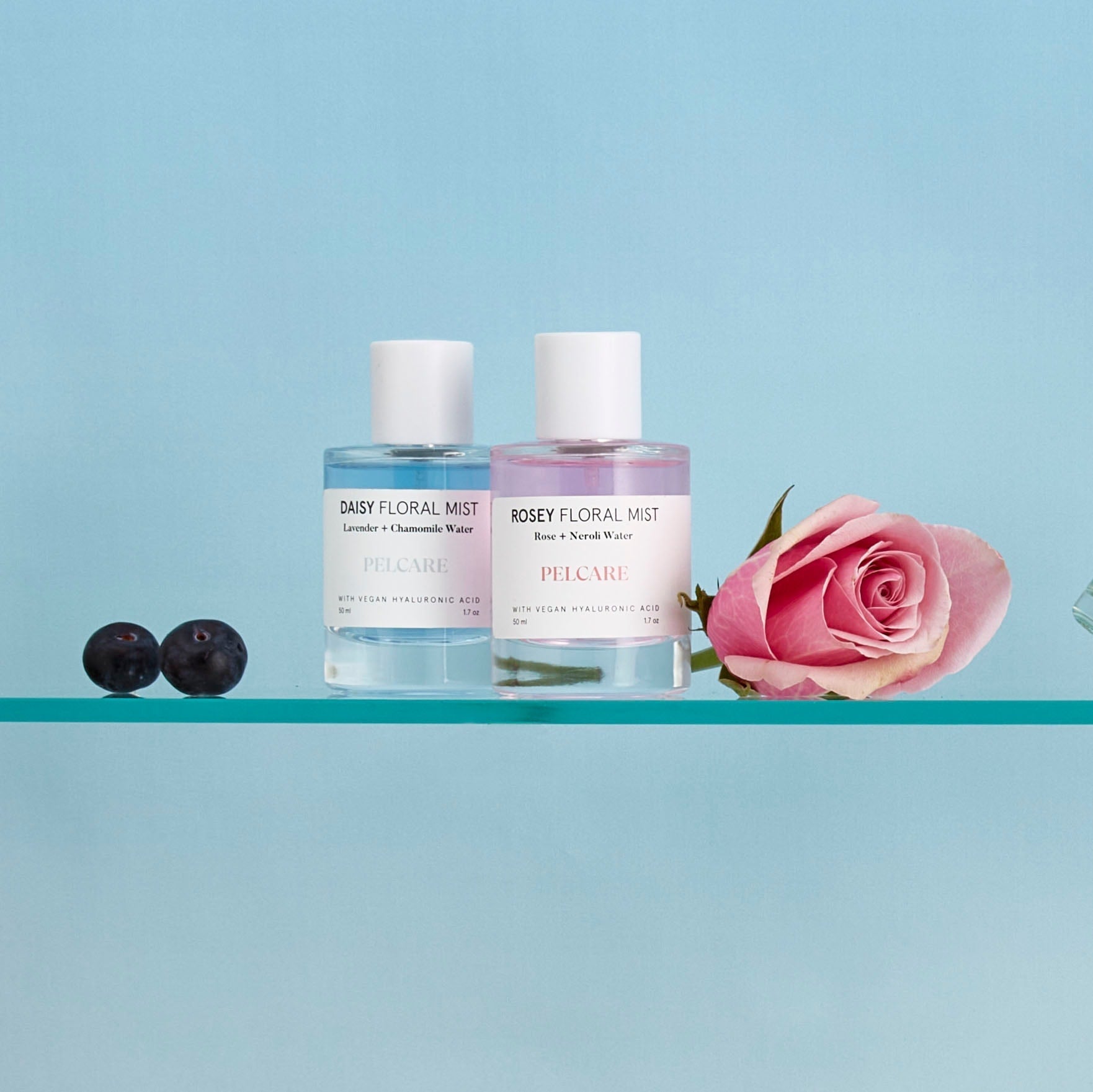 Pelcare Daisy Floral Mist calming hydrating face mist with chamomile and lavender