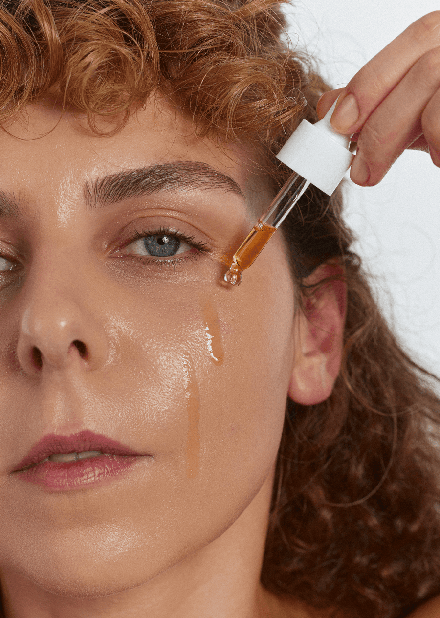 ANTIOXIDANT BRIGHTENING OIL step 2