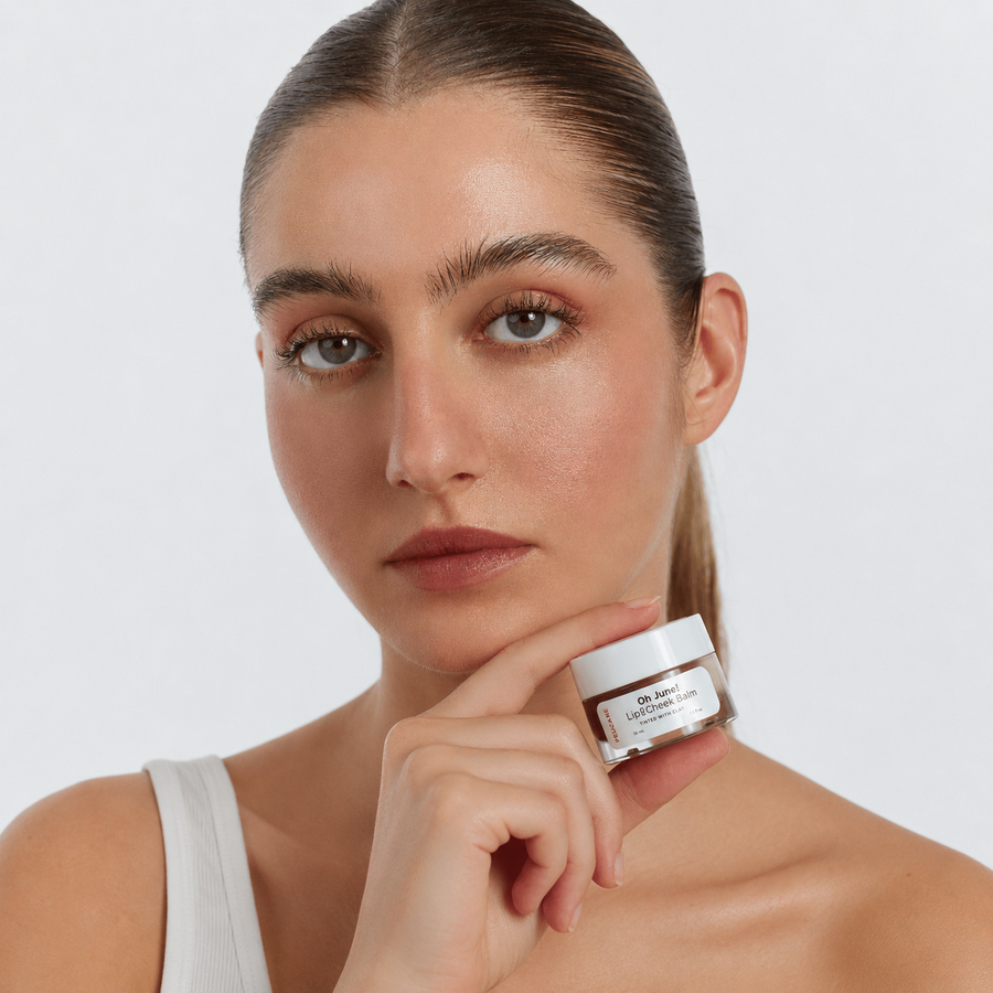 OH JUNE! TINTED LIP & CHEEK BALM 100% VEGAN step 1